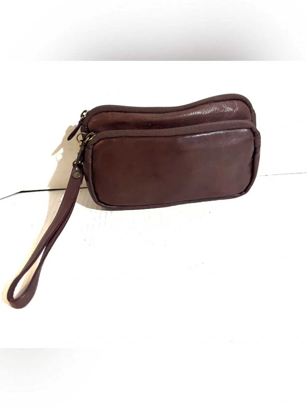 Classic unisex vintage Brown Leather Wristlet wallet clutch